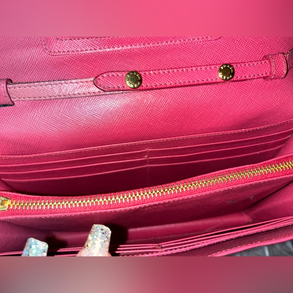 Authentic Prada Saffiano Wallet/Crossbody purse. - Picture 7 of 11